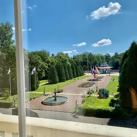 Мармуровий Палац